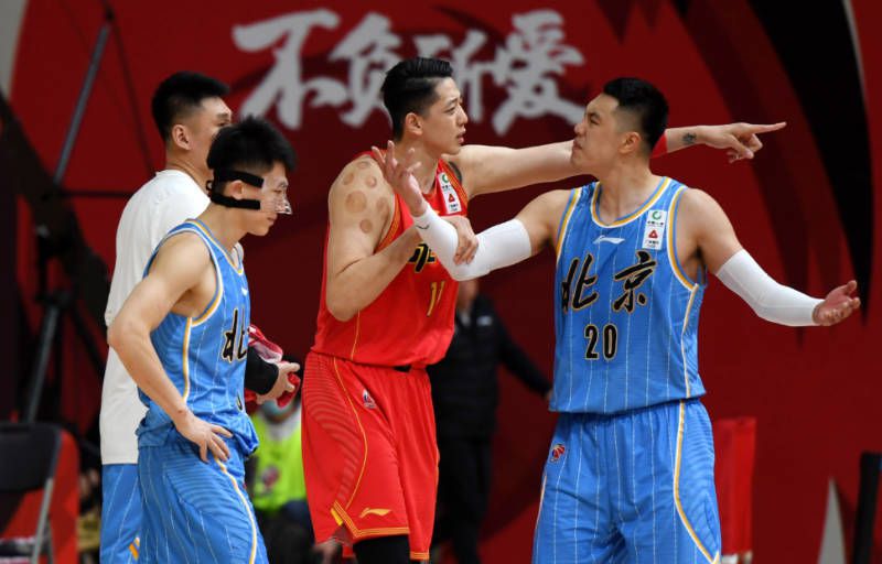 尤文半场1-0领先热那亚。